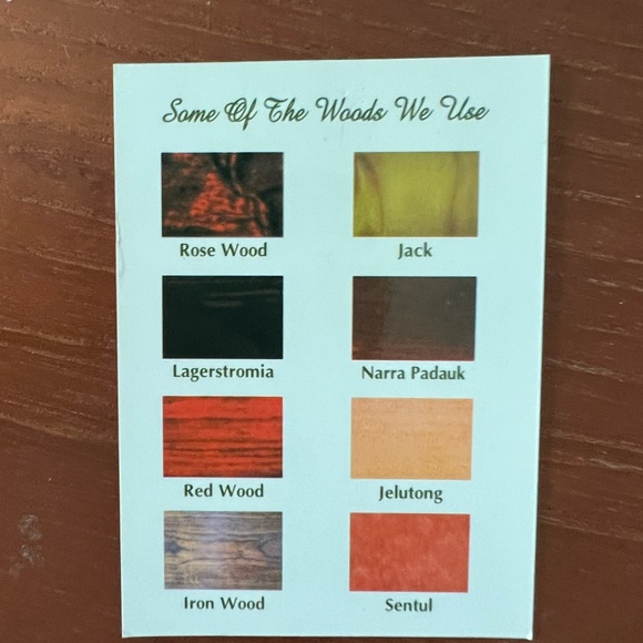 Hawaii crafted handmade wood art kissing angels - Picture 15 of 16